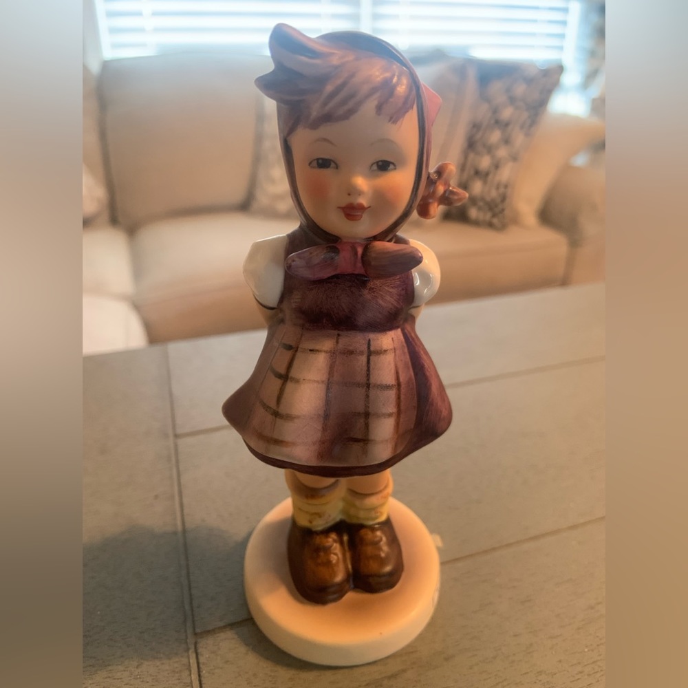 Which Hand Hummel Figurine